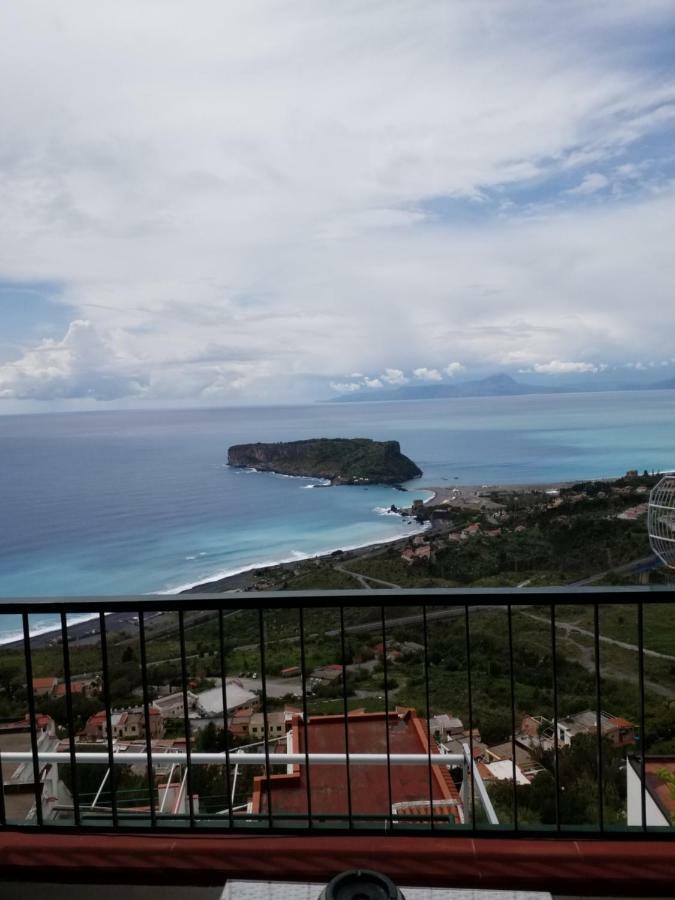 فيلا سان نيكولا أرسيلافي La Terrazza Sull Isola Di Dino المظهر الخارجي الصورة